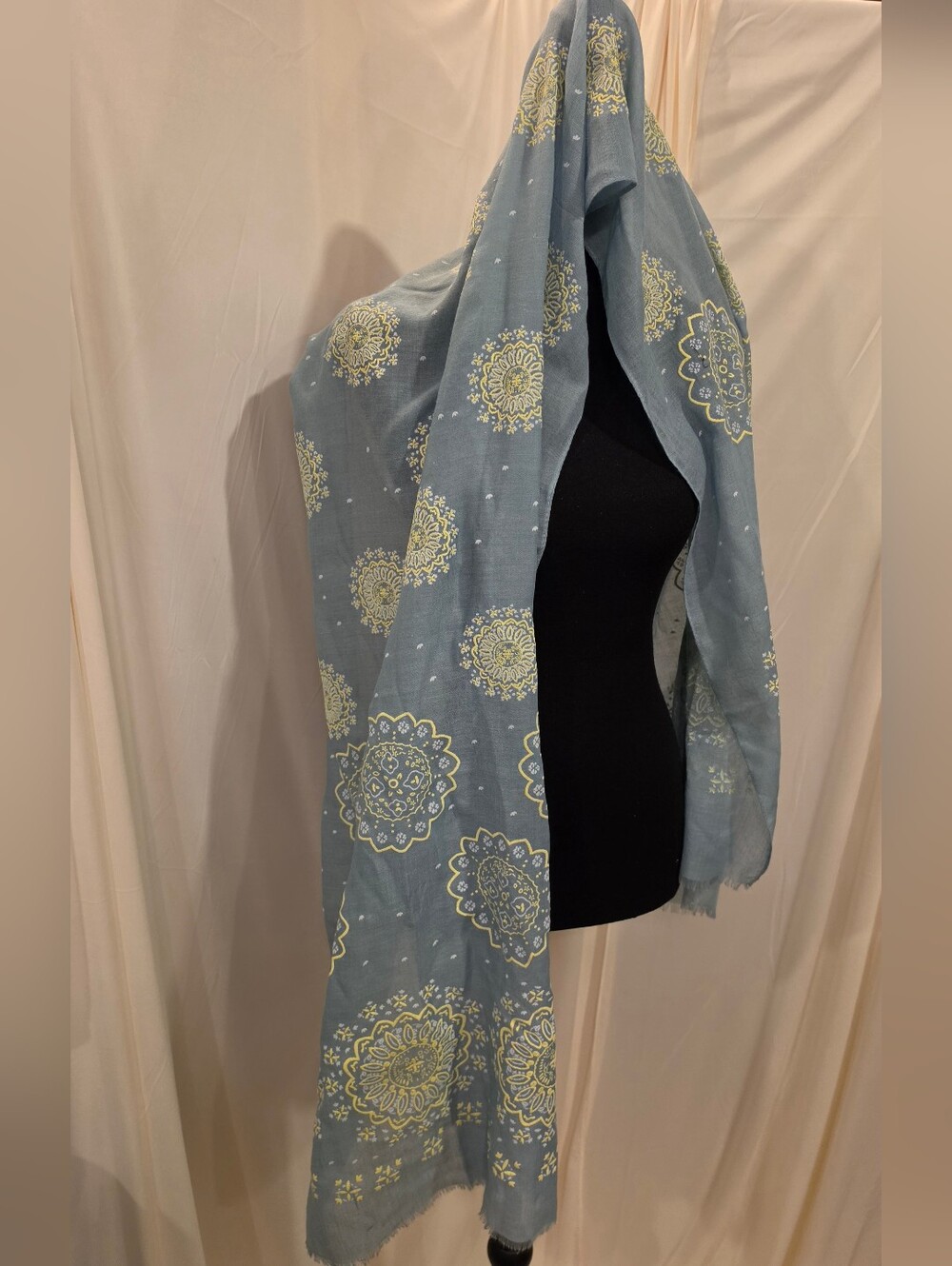 Dechen Designs Blue Circles 100% Modal Scarf - Mint Condition